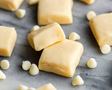 Foolproof Vanilla Fudge – The Stay At Home Chef